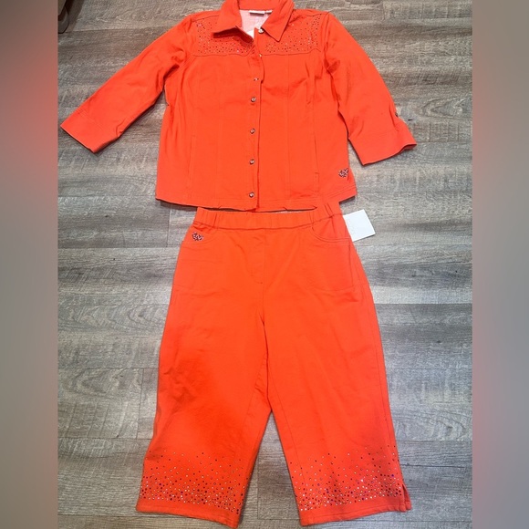 Quaker Factory Dream Jeanne’s 2 piece jacket and capri set size M/L - Picture 1 of 16